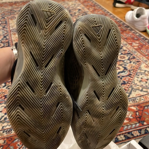 Adidas Anthony Edward’s low - Picture 2 of 6